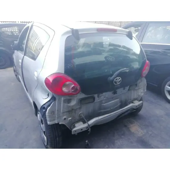 TOYOTA AYGO (KGB/WNB) '2006 BASICO PLATA
