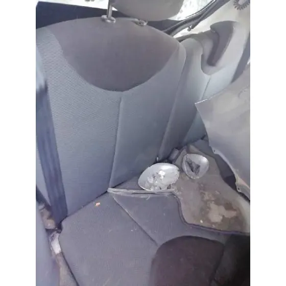 TOYOTA AYGO (KGB/WNB) '2006 BASICO PLATA