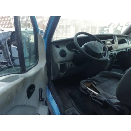 RENAULT MASTER II PHASE 2 CAJA CERRADA '2006 2.5 DIESEL AZUL