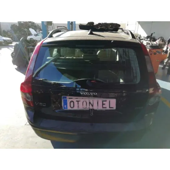 VOLVO V50 FAMILIAR '2006 2.0 DIESEL CAT NEGRO