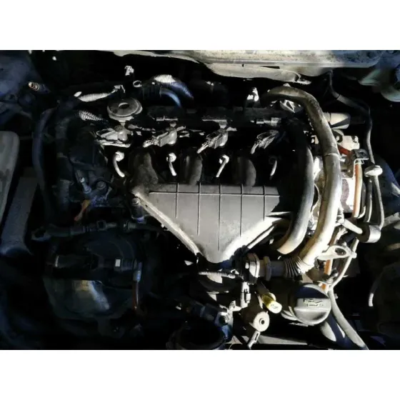 VOLVO V50 FAMILIAR '2006 2.0 DIESEL CAT NEGRO
