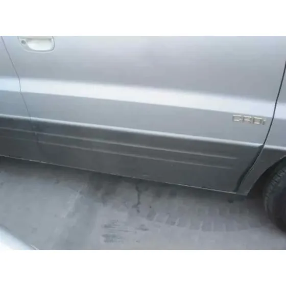 HYUNDAI H 1 '2003 H 1 FURG.CAJA CERR.C. PUERTA PLATA