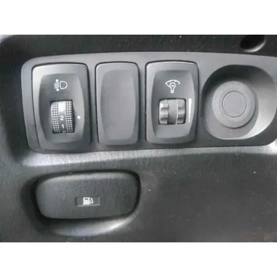 HYUNDAI H 1 '2003 H 1 FURG.CAJA CERR.C. PUERTA PLATA