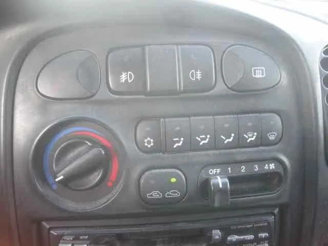 HYUNDAI H 1 '2003 H 1 FURG.CAJA CERR.C. PUERTA PLATA