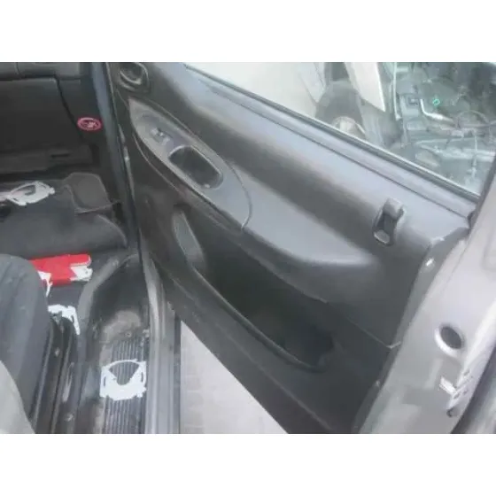 HYUNDAI H 1 '2003 H 1 FURG.CAJA CERR.C. PUERTA PLATA
