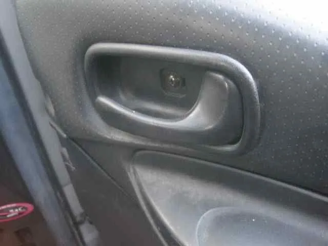 HYUNDAI H 1 '2003 H 1 FURG.CAJA CERR.C. PUERTA PLATA