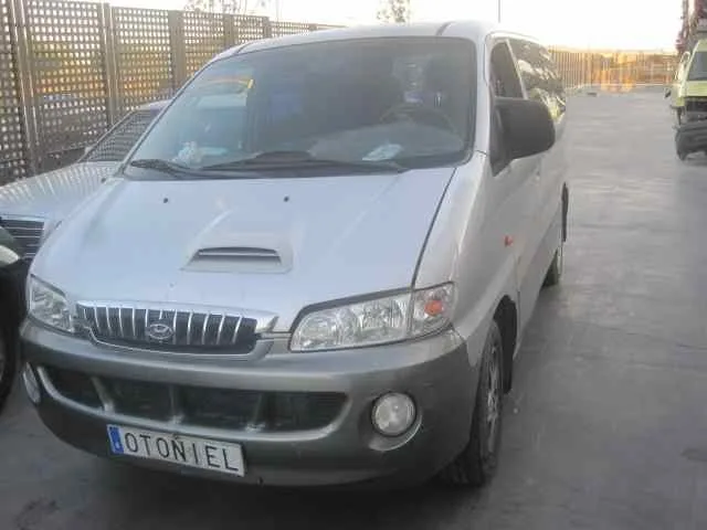 HYUNDAI H 1 '2003 H 1 FURG.CAJA CERR.C. PUERTA PLATA