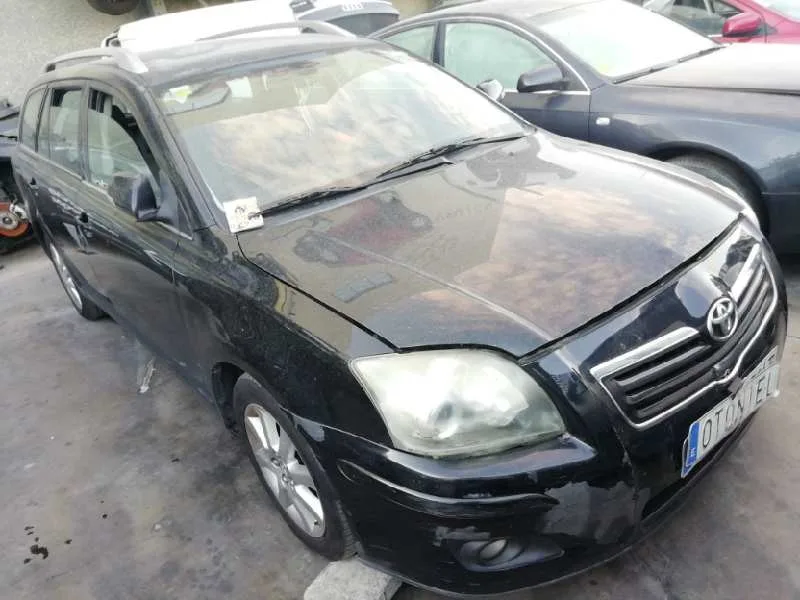 TOYOTA AVENSIS WAGON (T25) '2006 2.0 D-4D EXECUTIVE NEGRO