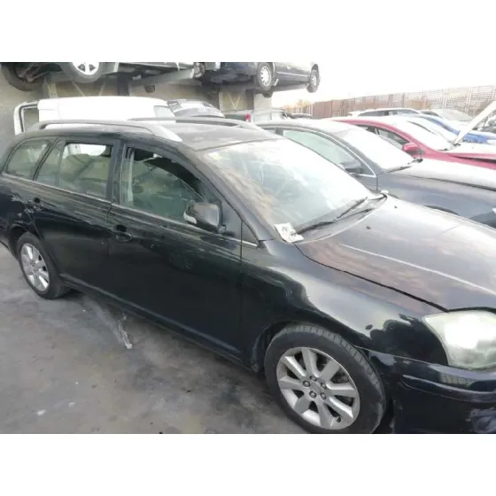 TOYOTA AVENSIS WAGON (T25) '2006 2.0 D-4D EXECUTIVE NEGRO