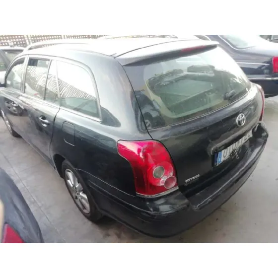 TOYOTA AVENSIS WAGON (T25) '2006 2.0 D-4D EXECUTIVE NEGRO