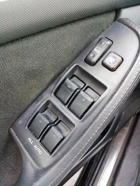 TOYOTA AVENSIS WAGON (T25) '2006 2.0 D-4D EXECUTIVE NEGRO