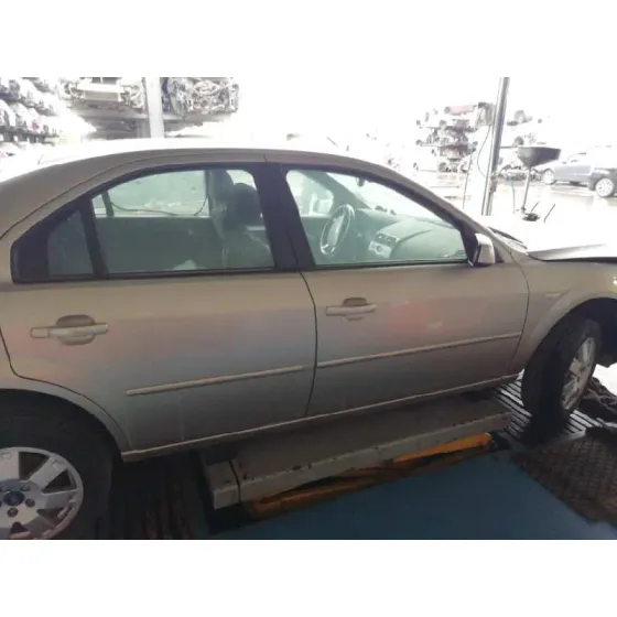 FORD MONDEO BERLINA (GE) '2005 FUTURA (D) GRIS