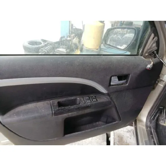 FORD MONDEO BERLINA (GE) '2005 FUTURA (D) GRIS