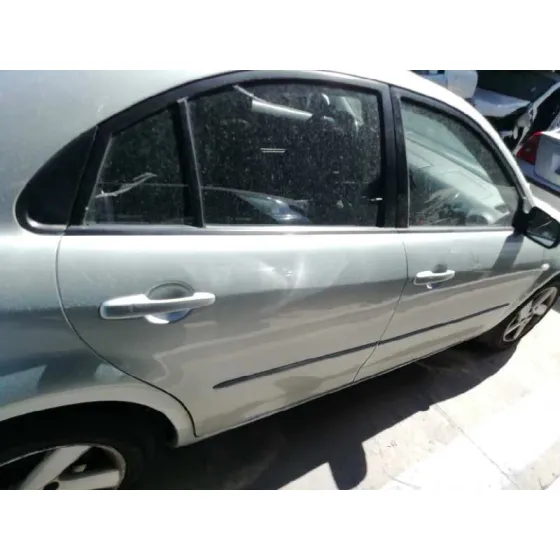 MAZDA 6 BERLINA (GG) '2003 2.0 ACTIVE (5-PTAS.) GRIS