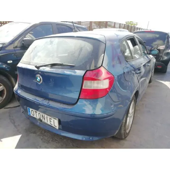 BMW SERIE 1 BERLINA (E81/E87) '2005 116I AZUL