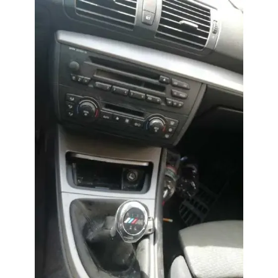 BMW SERIE 1 BERLINA (E81/E87) '2005 116I AZUL