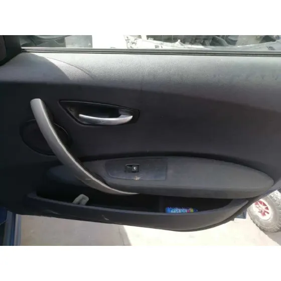 BMW SERIE 1 BERLINA (E81/E87) '2005 116I AZUL