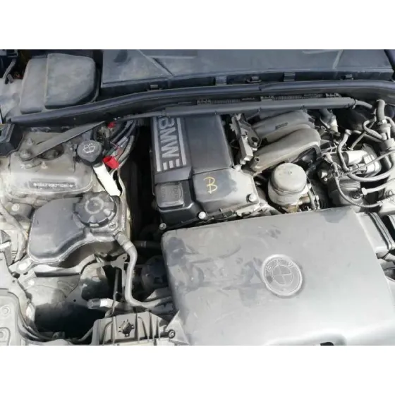 BMW SERIE 1 BERLINA (E81/E87) '2005 116I AZUL