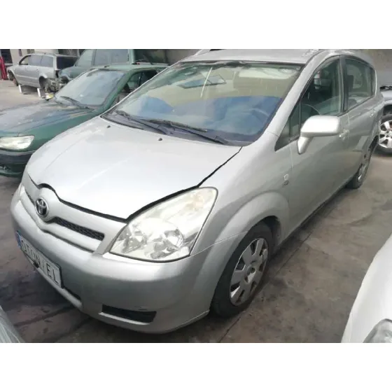 TOYOTA COROLLA VERSO (R1) '2004 2.0 TURBODIESEL CAT GRIS PLATA