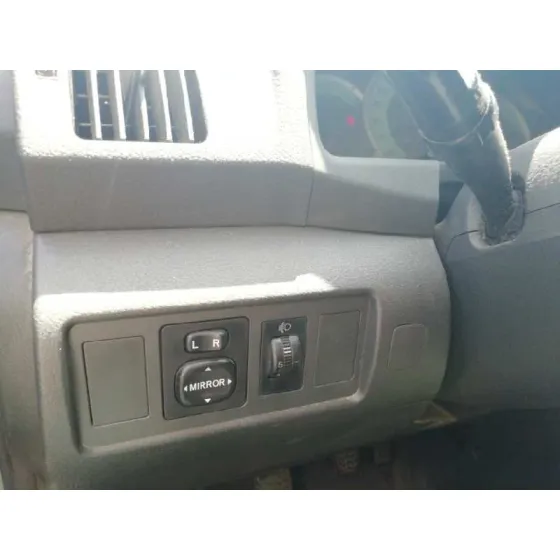 TOYOTA COROLLA VERSO (R1) '2004 2.0 TURBODIESEL CAT GRIS PLATA