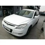 HYUNDAI I30CW HYUNDAI I30CW '2009 1.6 CRDI CAT BLANCO 2008