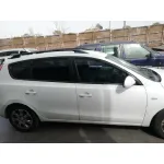 HYUNDAI I30CW HYUNDAI I30CW '2009 1.6 CRDI CAT BLANCO 2008