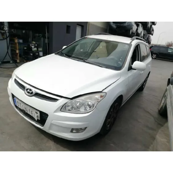 HYUNDAI I30CW '2009 1.6 CRDI CAT BLANCO