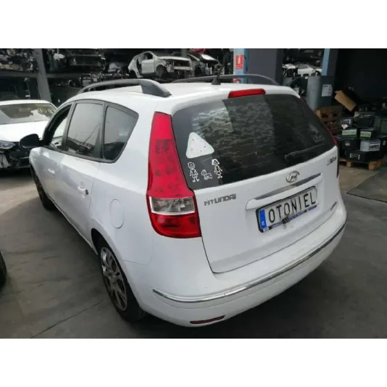 HYUNDAI I30CW '2009 1.6 CRDI CAT BLANCO