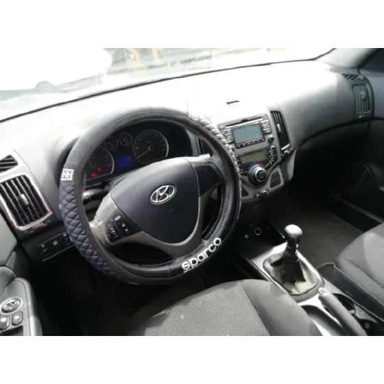 HYUNDAI I30CW '2009 1.6 CRDI CAT BLANCO