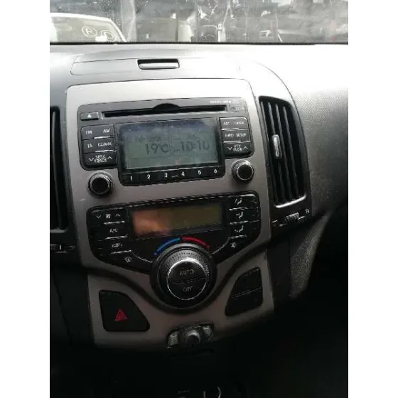 HYUNDAI I30CW '2009 1.6 CRDI CAT BLANCO