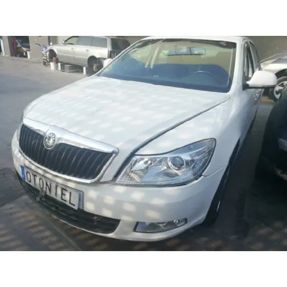 SKODA OCTAVIA BERLINA (1Z3) '2009 ELEGANCE BLANCO