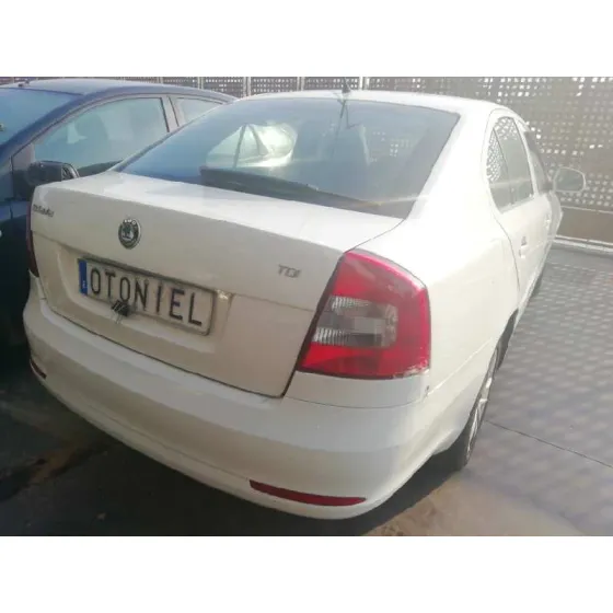 SKODA OCTAVIA BERLINA (1Z3) '2009 ELEGANCE BLANCO