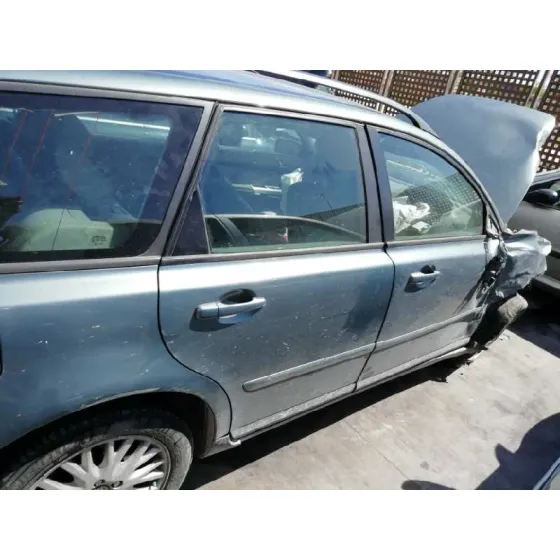 VOLVO V50 FAMILIAR '2005 2.0 DIESEL CAT GRIS