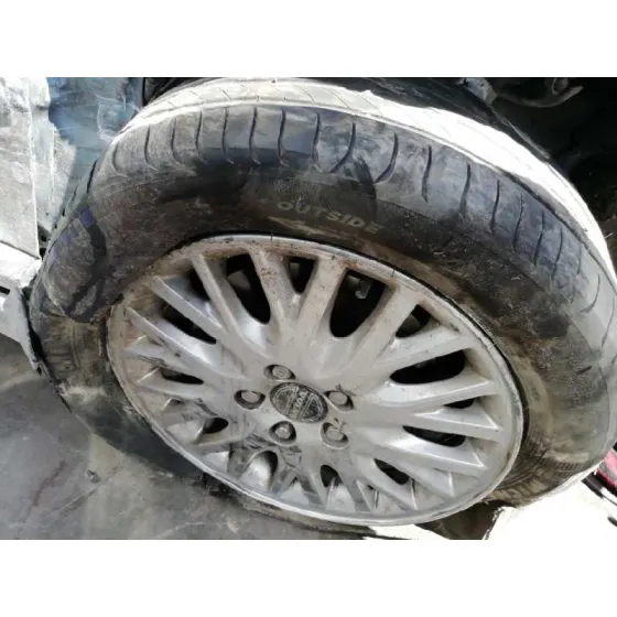 VOLVO V50 FAMILIAR '2005 2.0 DIESEL CAT GRIS