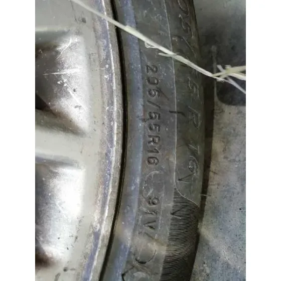 VOLVO V50 FAMILIAR '2005 2.0 DIESEL CAT GRIS