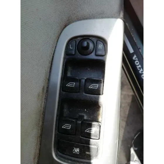 VOLVO V50 FAMILIAR '2005 2.0 DIESEL CAT GRIS