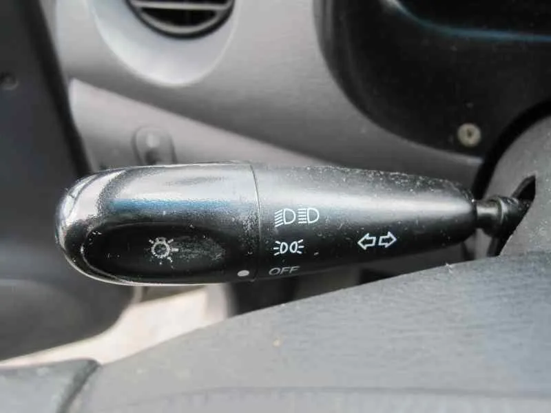 DAEWOO MATIZ '2003 CD PLATA