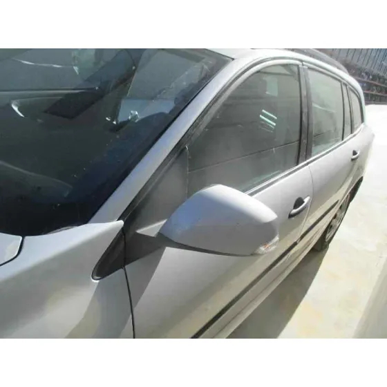RENAULT LAGUNA GRANDTOUR III '2009 AUTHENTIQUE PLATA
