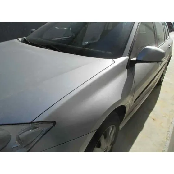 RENAULT LAGUNA GRANDTOUR III '2009 AUTHENTIQUE PLATA