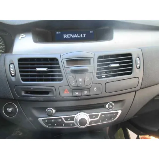 RENAULT LAGUNA GRANDTOUR III '2009 AUTHENTIQUE PLATA