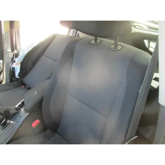 RENAULT LAGUNA GRANDTOUR III '2009 AUTHENTIQUE PLATA