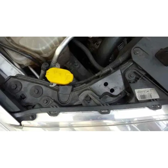 RENAULT LAGUNA GRANDTOUR III '2009 AUTHENTIQUE PLATA