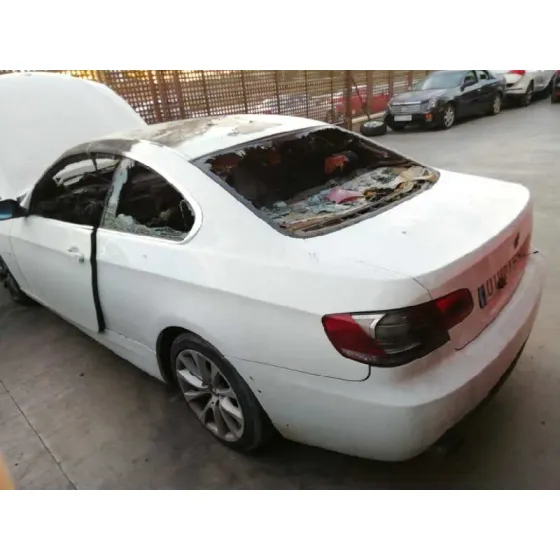 BMW SERIE 3 COUPE (E92) '2007 320D BLANCO