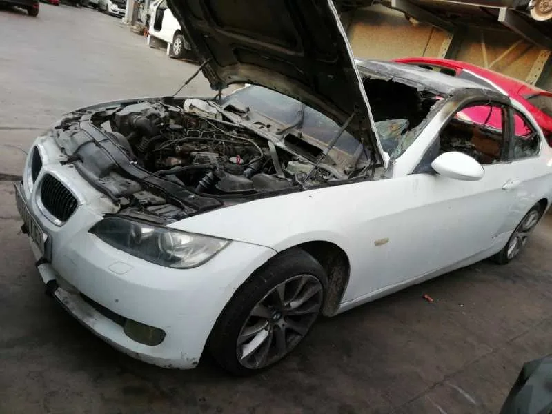 BMW SERIE 3 COUPE (E92) '2007 320D BLANCO