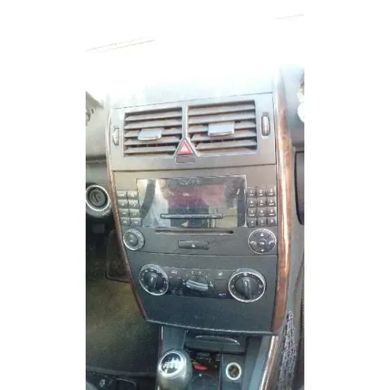 MERCEDES CLASE A (W169) '2005 A 180 CDI A-EDITION PLATA