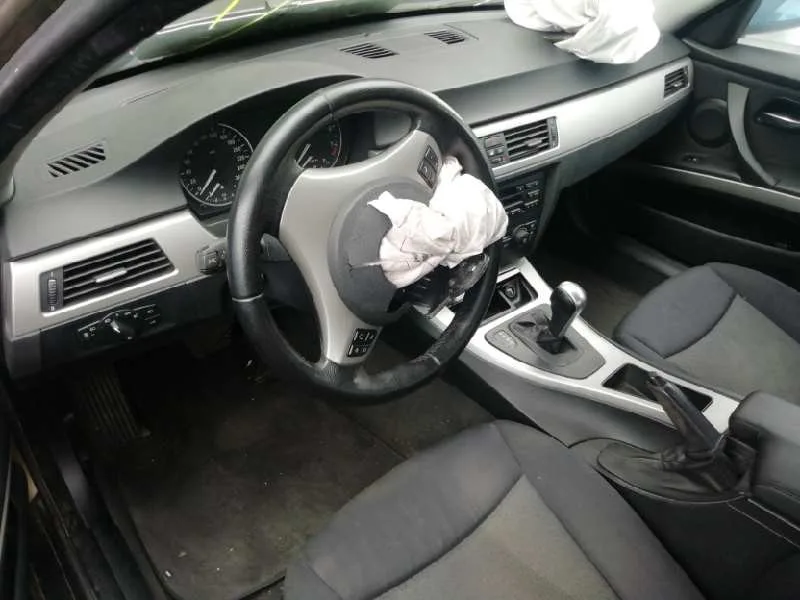 BMW SERIE 3 BERLINA (E90) BMW SERIE 3 BERLINA (E90) '2006 330I DORADO 2004