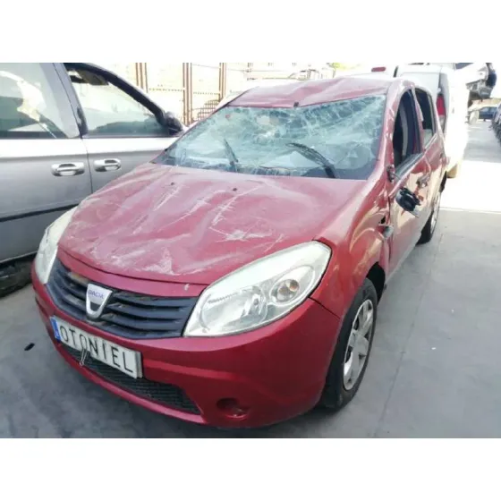 DACIA SANDERO '2010 BASICO NARANJA