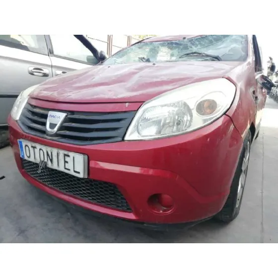 DACIA SANDERO '2010 BASICO NARANJA