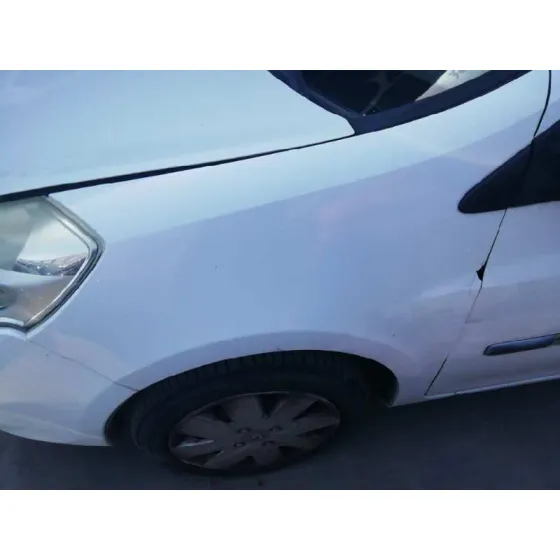 RENAULT CLIO III '2009 AUTHENTIQUE BLANCO