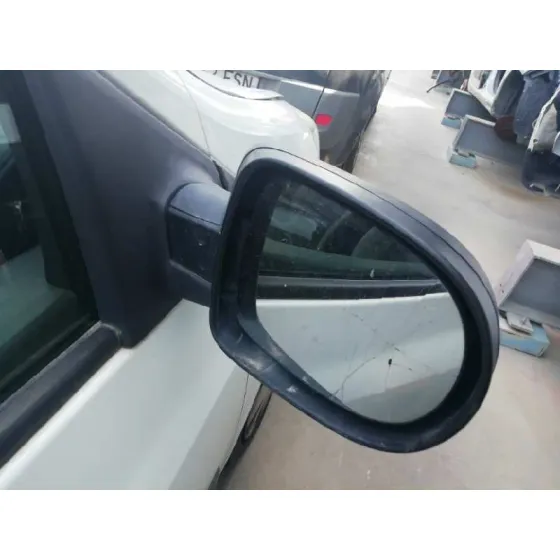 RENAULT CLIO III '2009 AUTHENTIQUE BLANCO